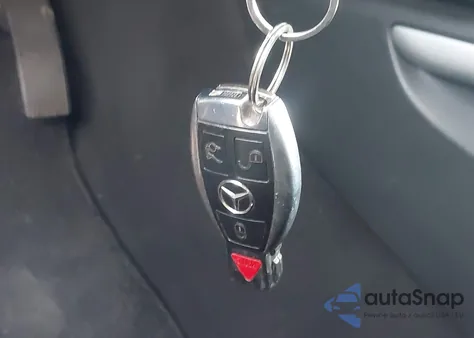 2011 Mercedes-Benz Ml 350 4Matic z USA, uszkodzony, nr VIN 4JGBB8GB3BA683278